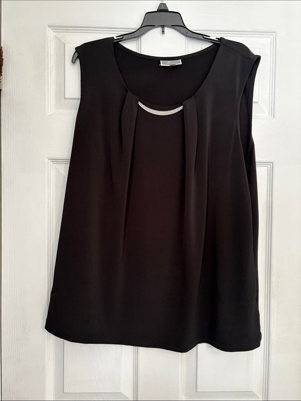 JM Collection Black Sleeveless Tank with Chain Detail